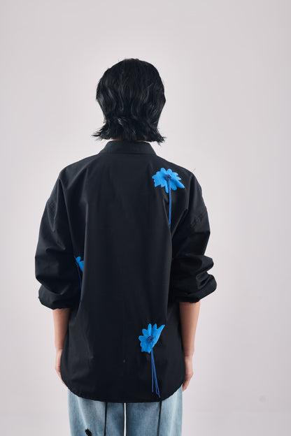 BLACK WITH BLUE BLOOM