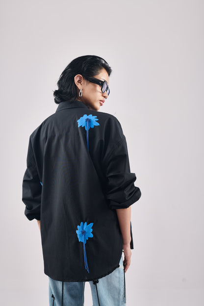 BLACK WITH BLUE BLOOM
